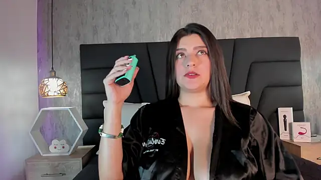 SARA STONE17 online show from 01/27/25, 11:22