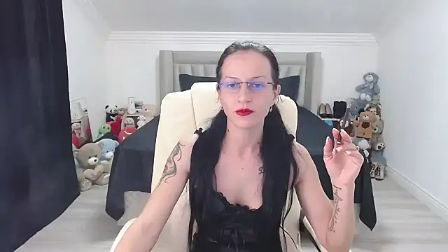 CatWoman0001 online show from 02/09/26, 04:55