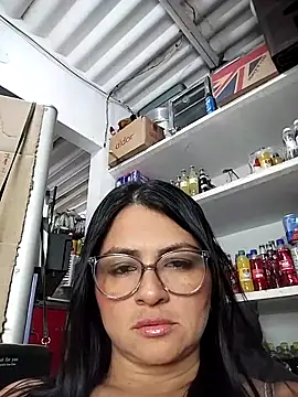 Linda Lars online show from 11/05/25, 02:33