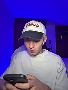 jackfrost 18 online show from 07/05/26, 04:07