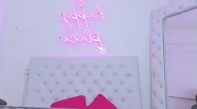 Snapshot of silvana__miller chatting on 01/20/25, 10:15 silvana miller online show from 01/20/25, 10:15