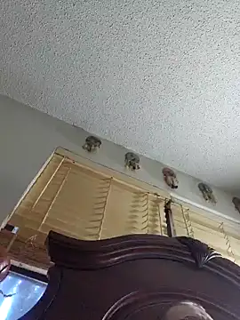 coolbrease10 online show from 01/19/25, 05:49