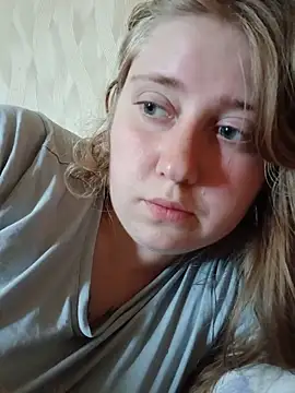 Snapshot of AnastasiaSky19 chatting on 05/18/26, 08:42 AnastasiaSky19 online show from 05/18/26, 08:42