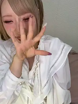 alice  1111 online show from 04/12/26, 12:43