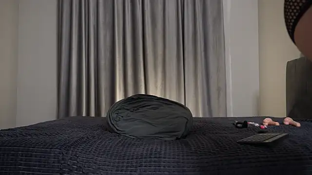 Nik Sharp online show from 03/22/26, 04:10