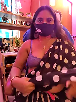 nisha baby2 online show from 10/11/25, 07:18