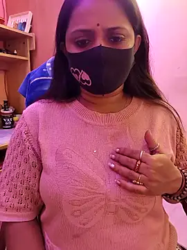 nisha baby2 online show from 11/25/25, 10:48