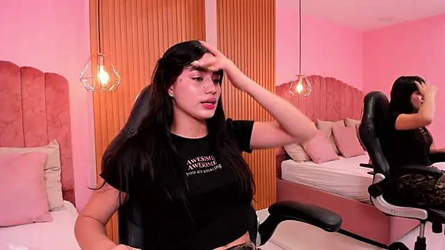 ariel jonees online show from 02/02/25, 01:45