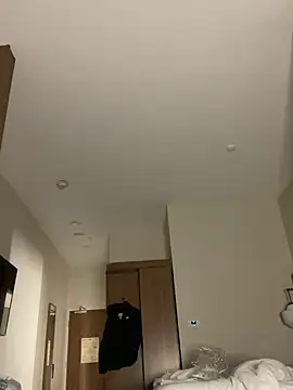 Snapshot of MobyDxck chatting on 01/11/25, 10:29 MobyDxck online show from 01/11/25, 10:29