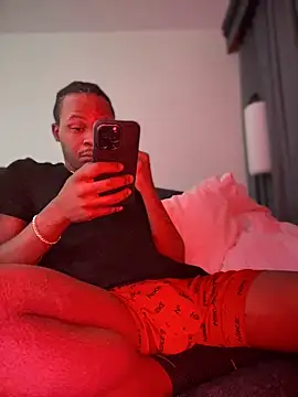 Snapshot of MobyDxck chatting on 02/09/25, 12:30 MobyDxck online show from 02/09/25, 12:30