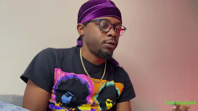 Snapshot of MobyDxck chatting on 12/15/25, 07:29 MobyDxck online show from 12/15/25, 07:29