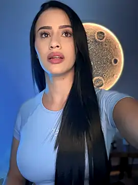 Snapshot of SarahhSmitth1 chatting on 10/04/25, 09:13 SarahhSmitth1 online show from 10/04/25, 09:13