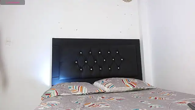 Snapshot of Adele_Rush chatting on 09/22/25, 03:19 Adele Rush online show from 09/22/25, 03:19