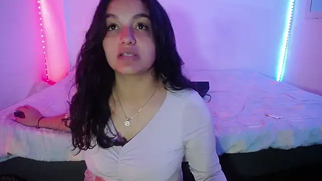 Laurenkenner  online show from 03/19/25, 06:01