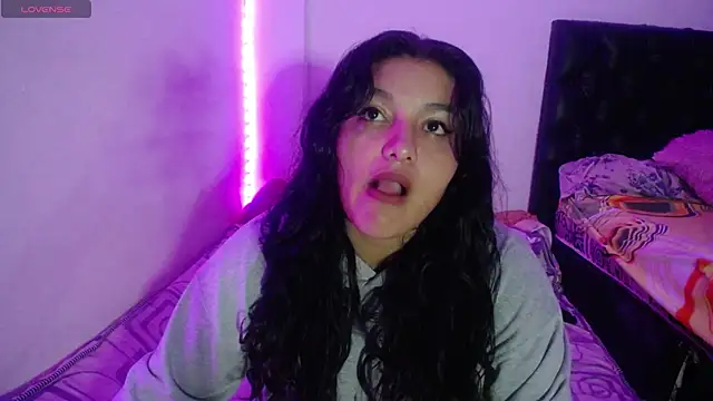 Laurenkenner  online show from 09/10/25, 07:14