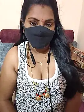 nisha 20 online show from 02/25/25, 08:03