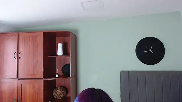 Snapshot of lilith-fox chatting on 09/30/25, 04:12 lilith-fox online show from 09/30/25, 04:12