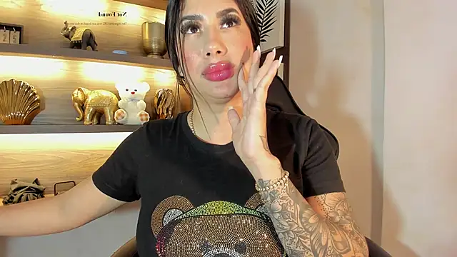 Snapshot of kiim_taaylor chatting on 02/02/25, 11:30 kiim taaylor online show from 02/02/25, 11:30