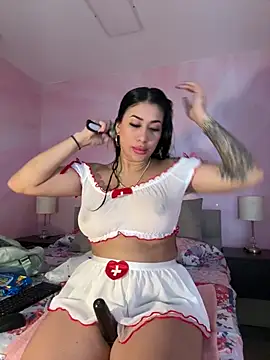 Snapshot of kiim_taaylor chatting on 03/21/25, 02:51 kiim taaylor online show from 03/21/25, 02:51