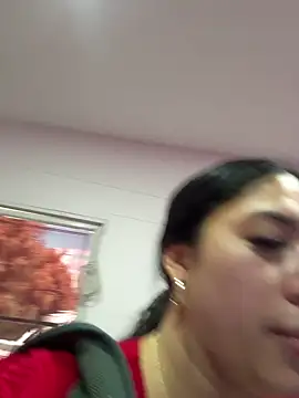 Snapshot of kiim_taaylor chatting on 09/09/25, 03:33 kiim taaylor online show from 09/09/25, 03:33