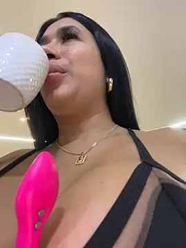 Snapshot of kiim_taaylor chatting on 09/24/25, 01:03 kiim taaylor online show from 09/24/25, 01:03