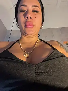 Snapshot of kiim_taaylor chatting on 11/02/25, 11:45 kiim taaylor online show from 11/02/25, 11:45