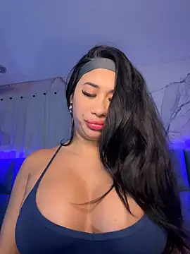 Snapshot of kiim_taaylor chatting on 11/16/25, 11:16 kiim taaylor online show from 11/16/25, 11:16