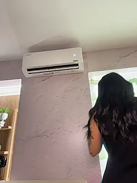 Snapshot of kiim_taaylor chatting on 11/30/25, 07:18 kiim taaylor online show from 11/30/25, 07:18