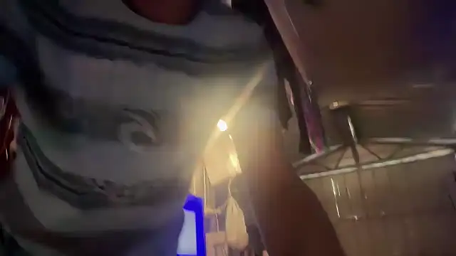 Snapshot of nakud4u chatting on 03/22/25, 05:39 nakud4u online show from 03/22/25, 05:39