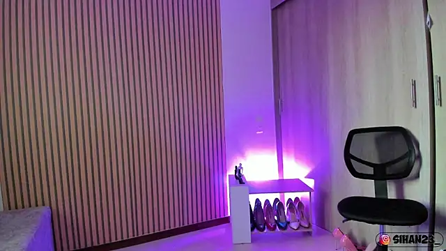 Snapshot of Sali_g chatting on 01/14/25, 10:55 Sali g online show from 01/14/25, 10:55