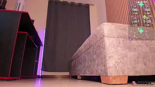 Snapshot of Sali_g chatting on 01/21/25, 11:03 Sali g online show from 01/21/25, 11:03