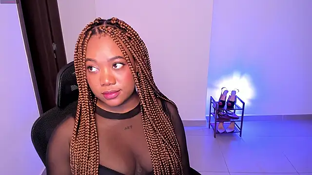 Snapshot of Sali_g chatting on 10/09/25, 03:26 Sali g online show from 10/09/25, 03:26