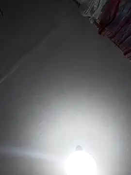 SweetLeila40 online show from 04/08/26, 05:35