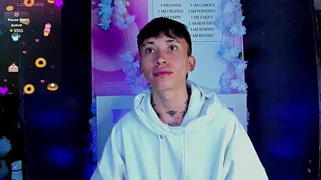 Snapshot of juniior_2311_ chatting on 02/15/25, 07:28 juniior 2311 online show from 02/15/25, 07:28