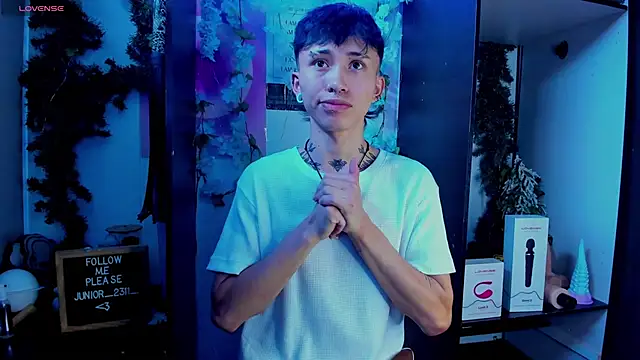 Snapshot of juniior_2311_ chatting on 03/10/25, 08:56 juniior 2311 online show from 03/10/25, 08:56