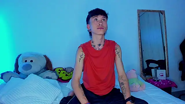 Snapshot of juniior_2311_ chatting on 12/04/25, 11:46 juniior 2311 online show from 12/04/25, 11:46