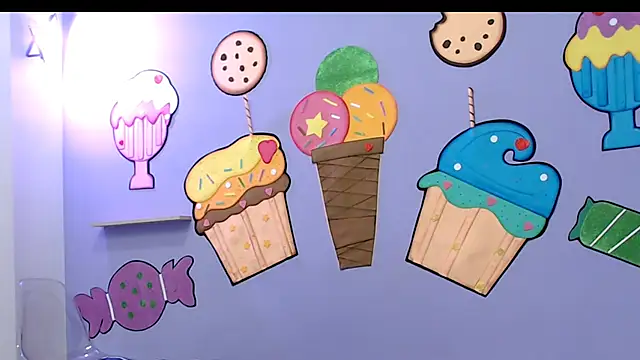 evaleribigtits18 online show from 11/12/25, 07:24