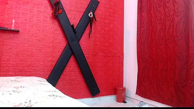 evaleribigtits18 online show from 12/16/25, 06:46