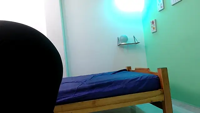 evaleribigtits18 online show from 04/09/26, 01:16