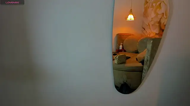 melaniecooperr online show from 01/15/26, 03:55