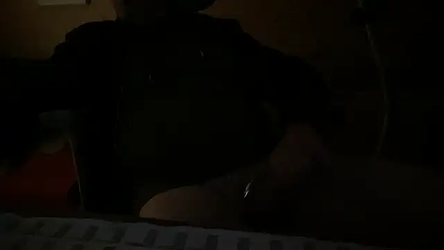 Snapshot of lelohop chatting on 03/11/25, 05:16 lelohop online show from 03/11/25, 05:16