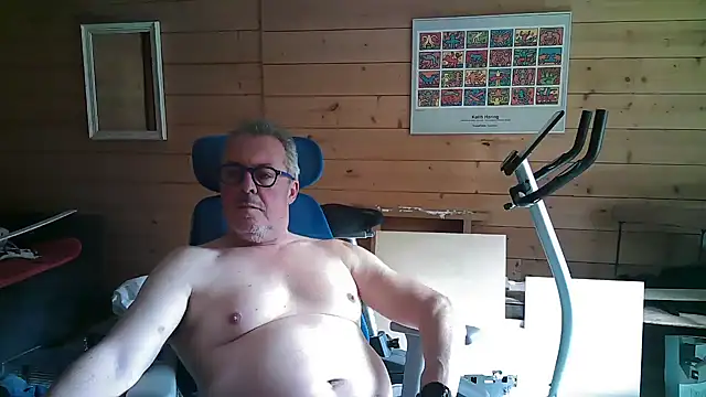 Snapshot of lelohop chatting on 03/13/25, 12:46 lelohop online show from 03/13/25, 12:46