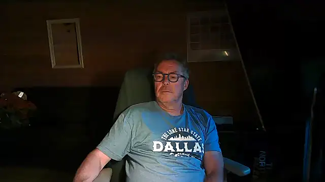 Snapshot of lelohop chatting on 06/15/26, 04:58 lelohop online show from 06/15/26, 04:58