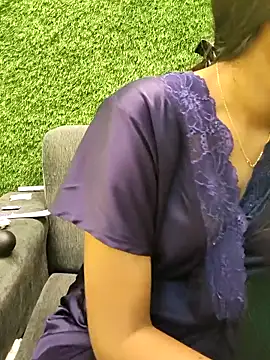 yhona darling online show from 04/06/26, 10:16