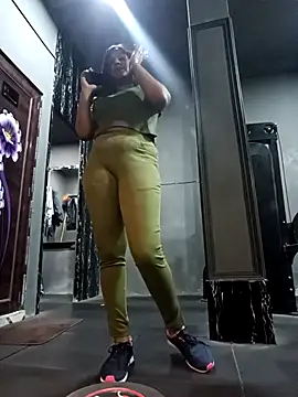 Hot Urvi online show from 03/20/25, 07:25