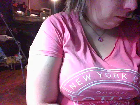 Snapshot of maria38xxx chatting on 09/24/25, 06:44 maria38xxx online show from 09/24/25, 06:44