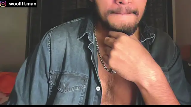 Snapshot of dickpois0n chatting on 12/24/24, 06:39 dickpois0n online show from 12/24/24, 06:39