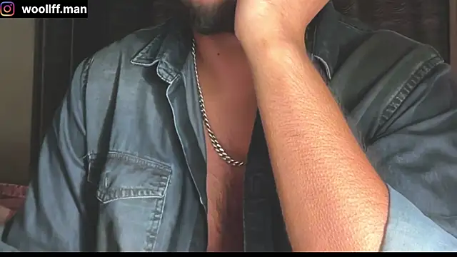 Snapshot of dickpois0n chatting on 12/27/24, 06:42 dickpois0n online show from 12/27/24, 06:42