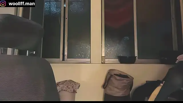 Snapshot of dickpois0n chatting on 01/17/25, 06:23 dickpois0n online show from 01/17/25, 06:23