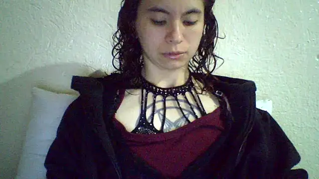 CELEna098rs707 online show from 05/16/26, 07:27
